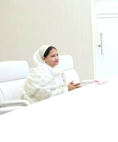 ब्लॉक प्रमुख डॉ. पूजा सिंह कौशिक ने अपना पांच वर्षीय कार्यकाल पूर्ण होने पर क्षेत्रवासियों, ग्राम प्रधानों एवं क्षेत्र पंचायत सदस्यों का आभार व्यक्त करते हुए जनसेवा और विकास के संकल्प को भविष्य में भी जारी रखने की बात कही।
